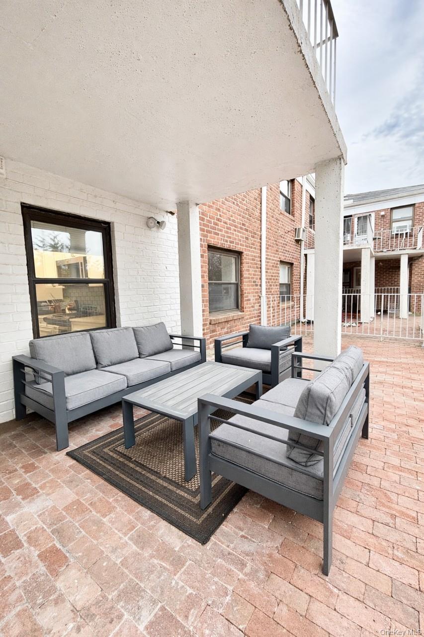 #14 photo, 1203 E Broadway E Broadway, Hewlett , NY 11557