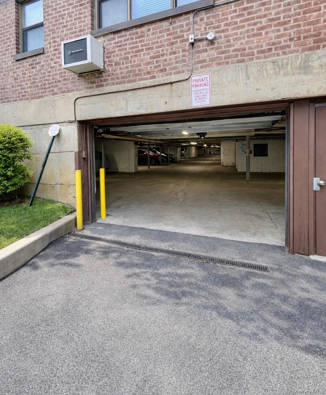 #16 photo, 1203 E Broadway E Broadway, Hewlett , NY 11557