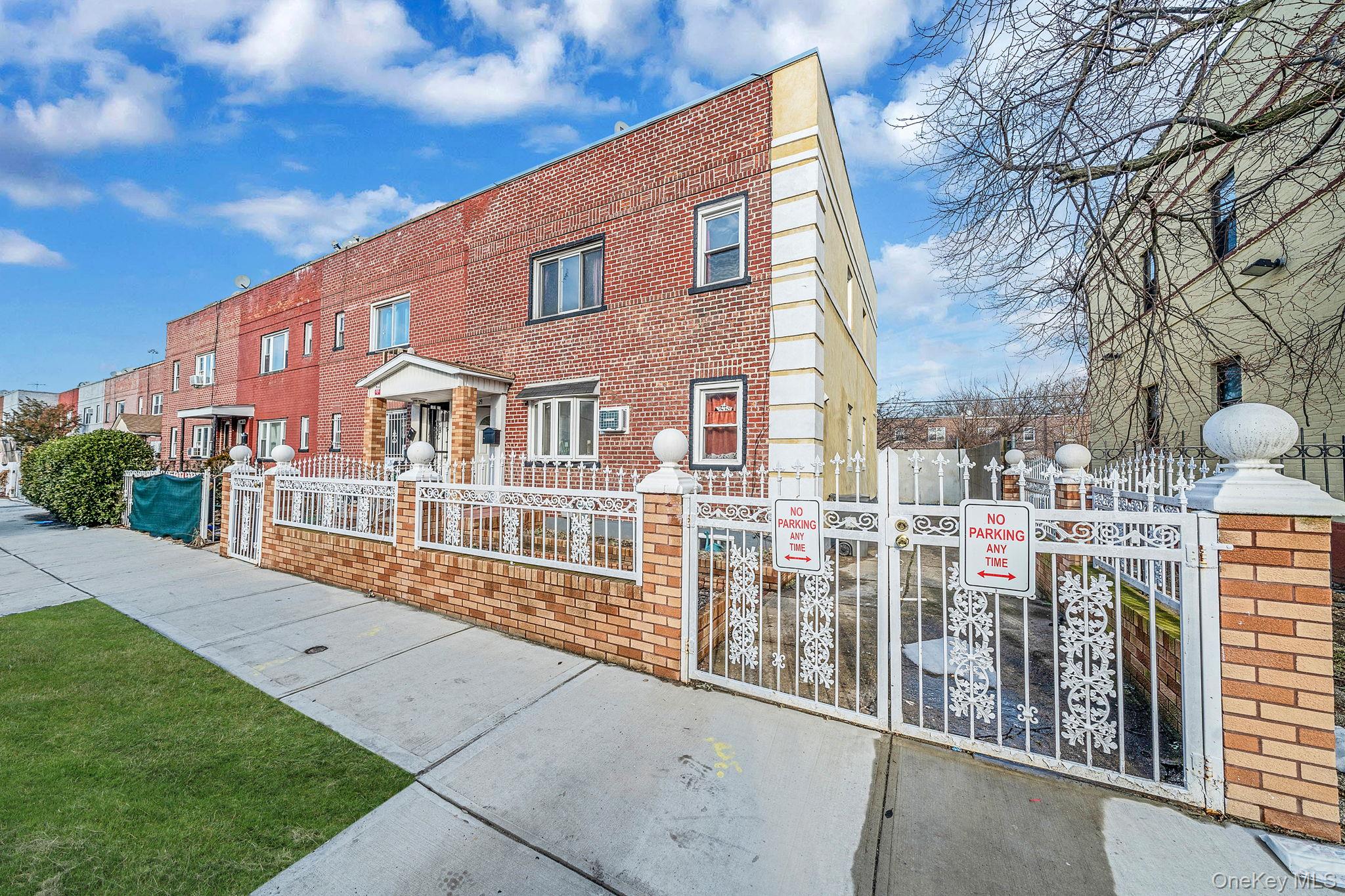 #1 photo, 10229 184th Street, كوينز Hollis , NY 11423