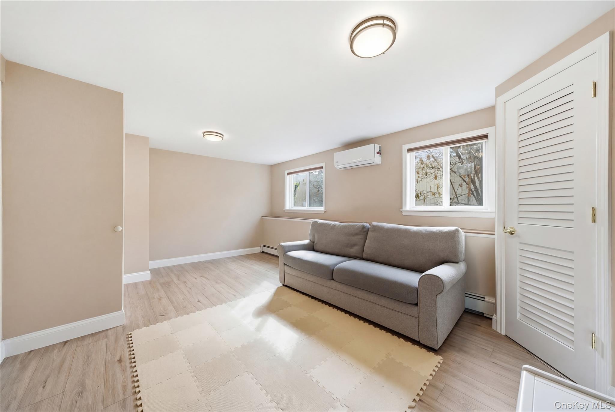 #15 photo, 214 Ralph Avenue, Babylon , NY 11702