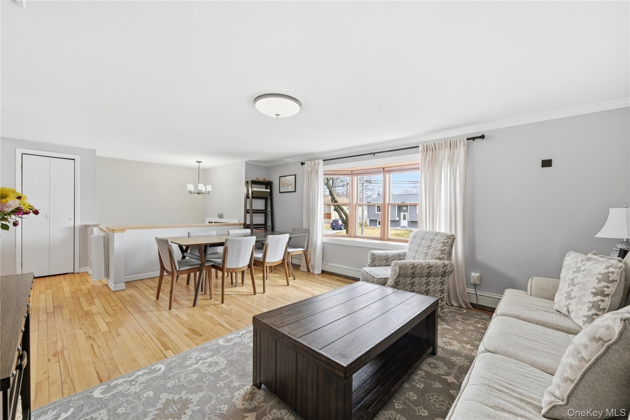 #5 photo, 214 Ralph Avenue, Babylon , NY 11702