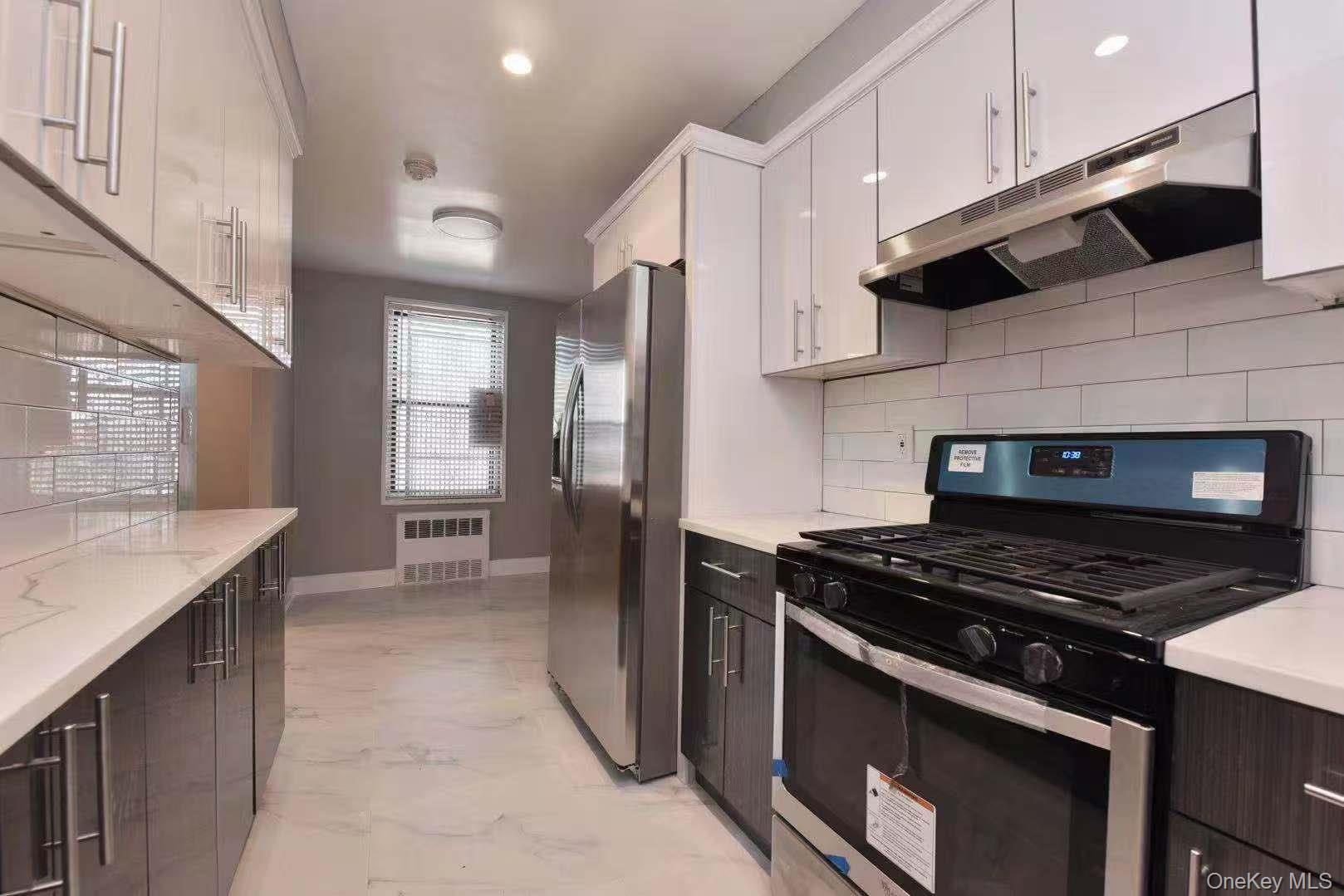 #10 photo, 15272 Melbourne Avenue, Flushing , NY 11367