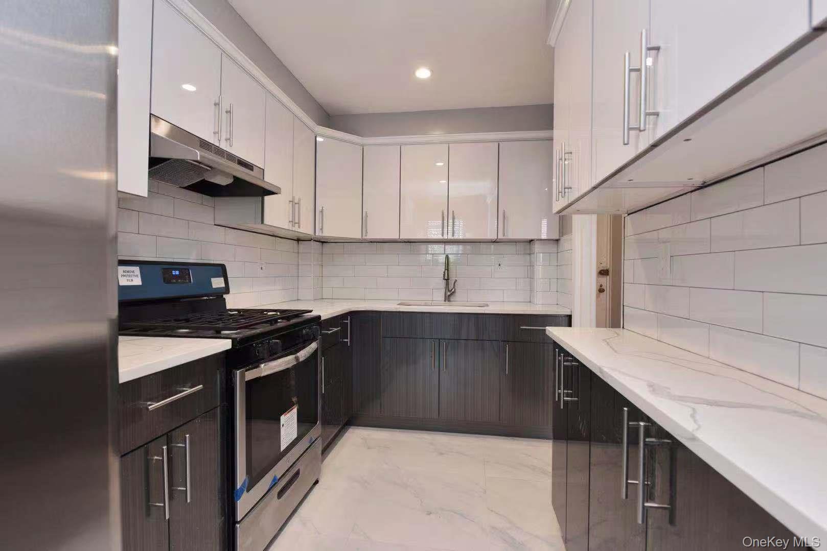 #9 photo, 15272 Melbourne Avenue, Flushing , NY 11367