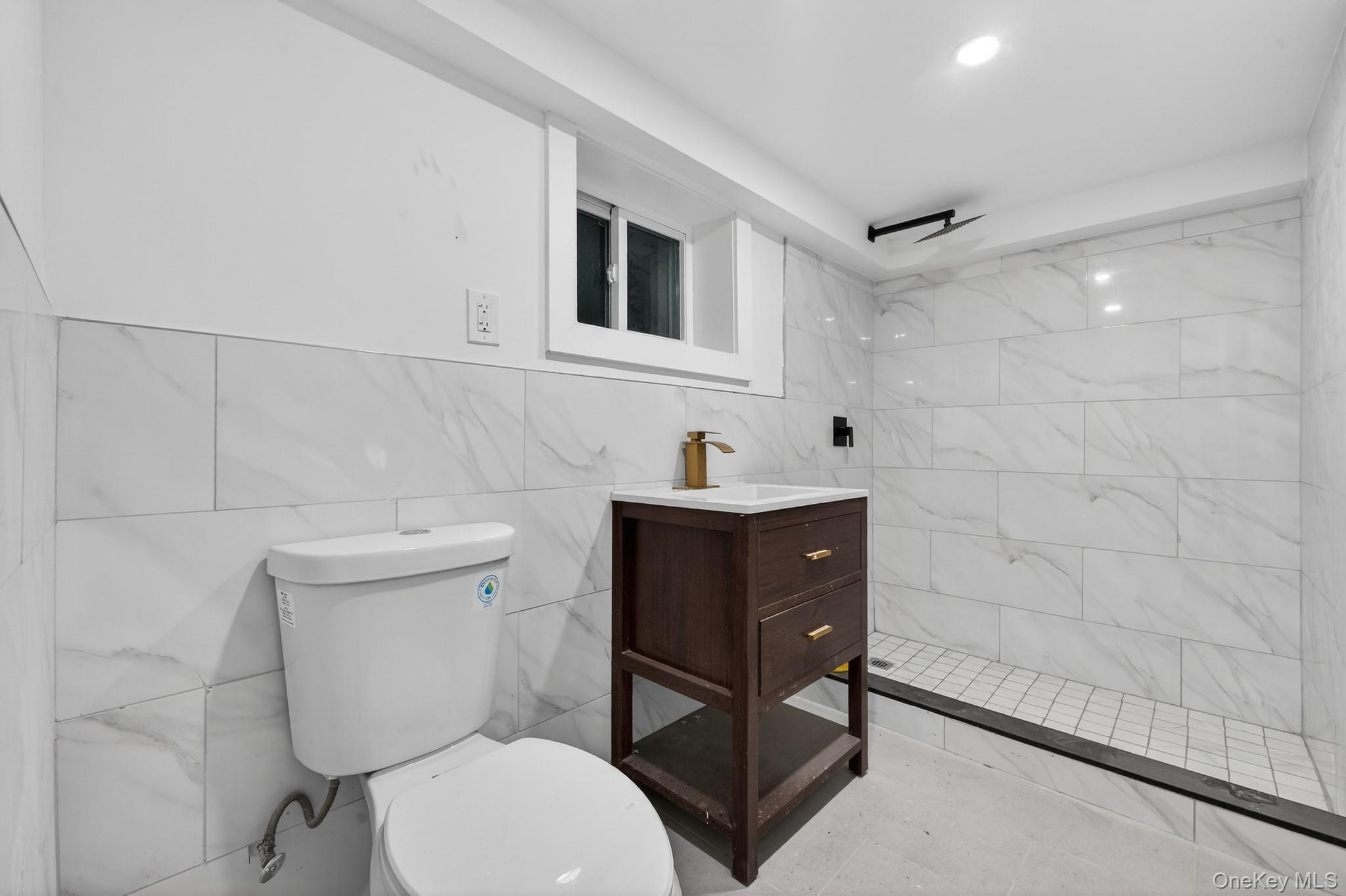 #12 photo, 3079 Fearn Place, Bronx , NY 10465