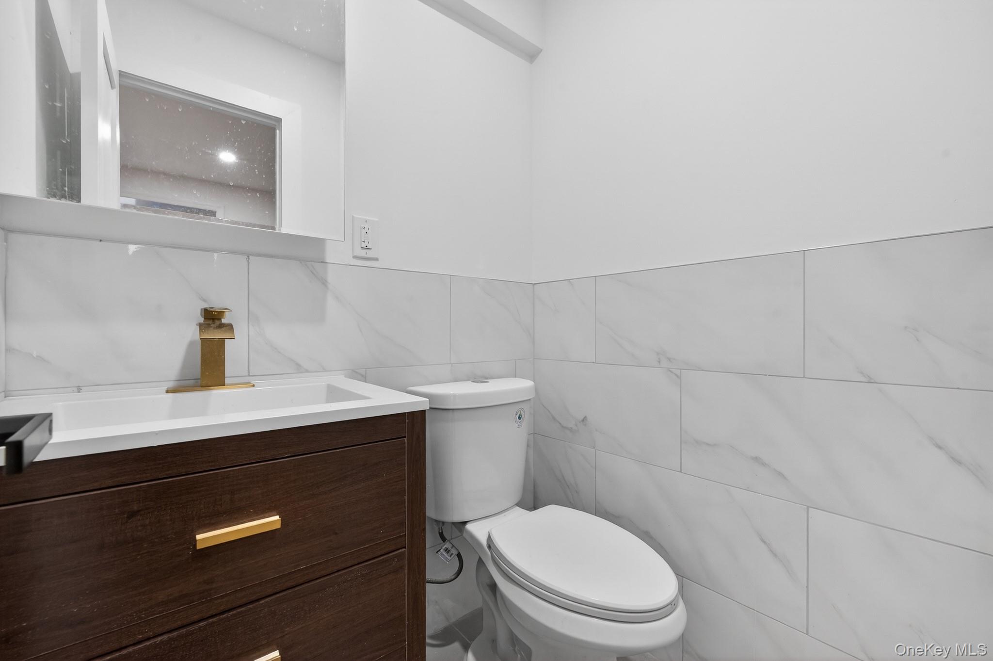 #5 photo, 3079 Fearn Place, Bronx , NY 10465