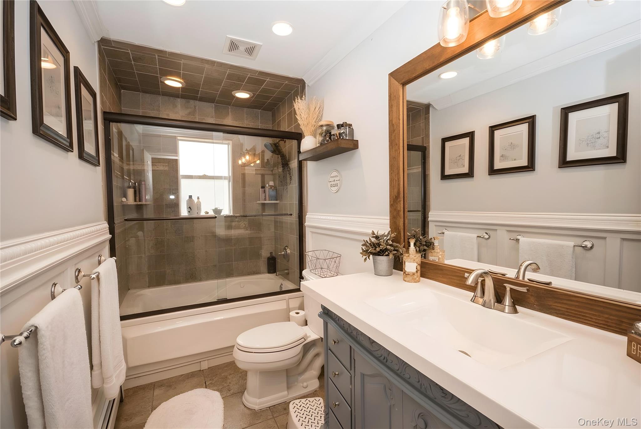 #13 photo, 27 Ferndale Avenue, সাফোক কাউন্টি Miller Place , NY 11764