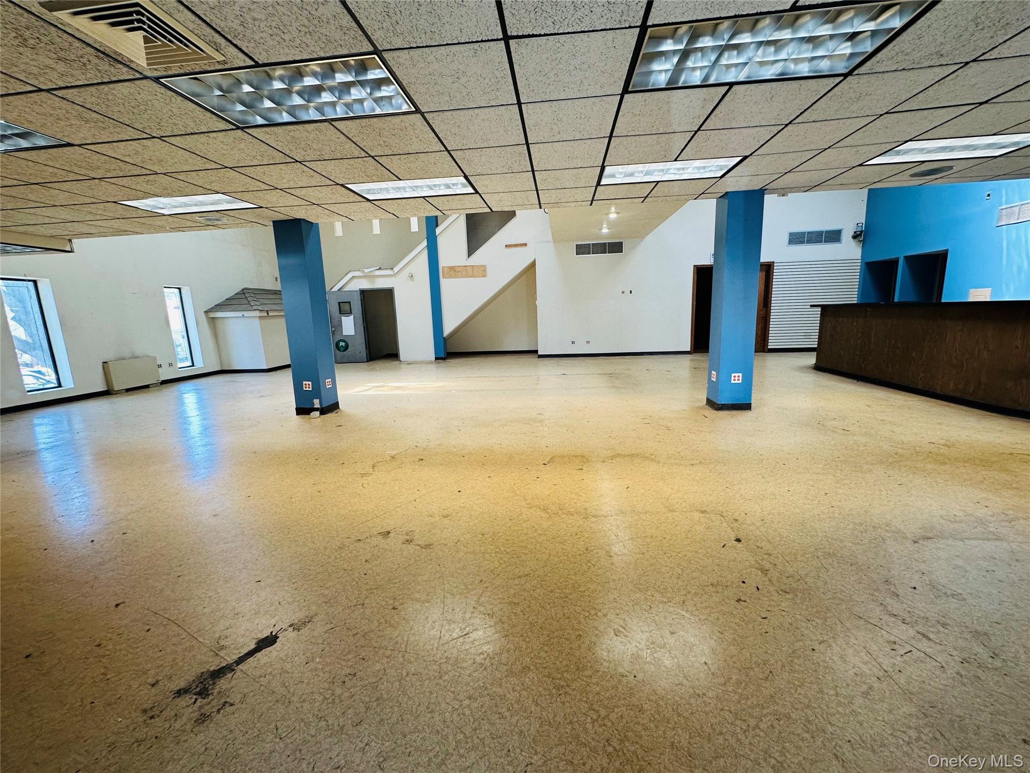 #20 photo, 211 Depot Road, Huntington Station , NY 11746