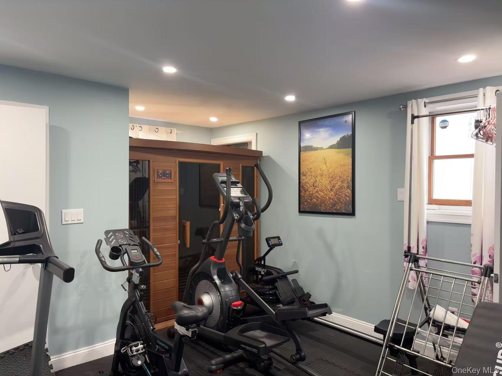 #16 photo, 126 Bellmore Road, 長島 East Meadow , NY 11554