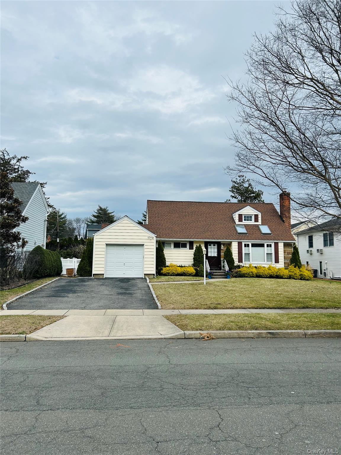 #1 photo, 173 Wetherill Road, 長島 花園城 Garden City , NY 11530