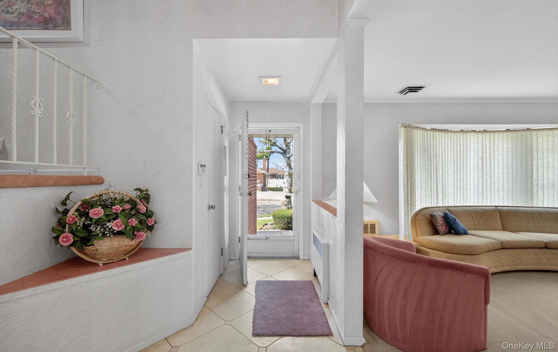 #5 photo, 7 Carling Drive, New Hyde Park , NY 11040