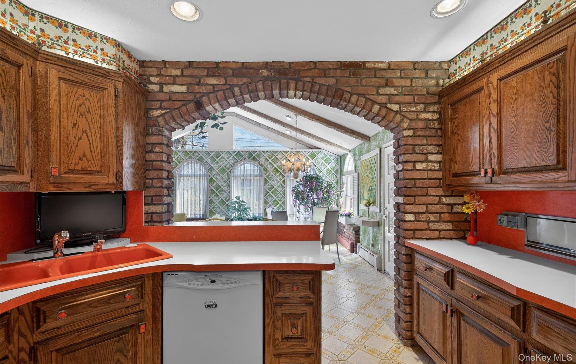 #9 photo, 7 Carling Drive, New Hyde Park , NY 11040