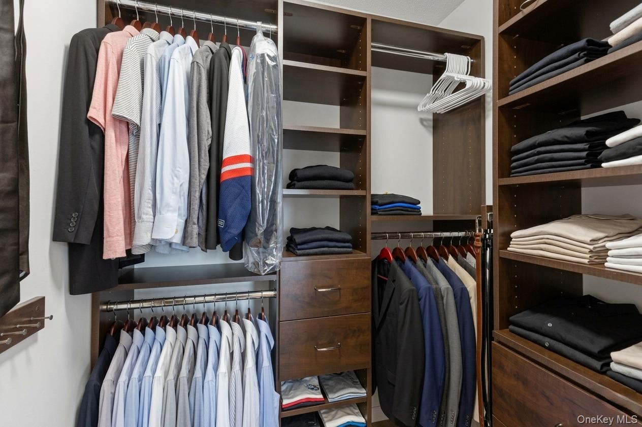 #8 photo, 300 E 40 Street, مانهاتن New York (Manhattan) , NY 10016