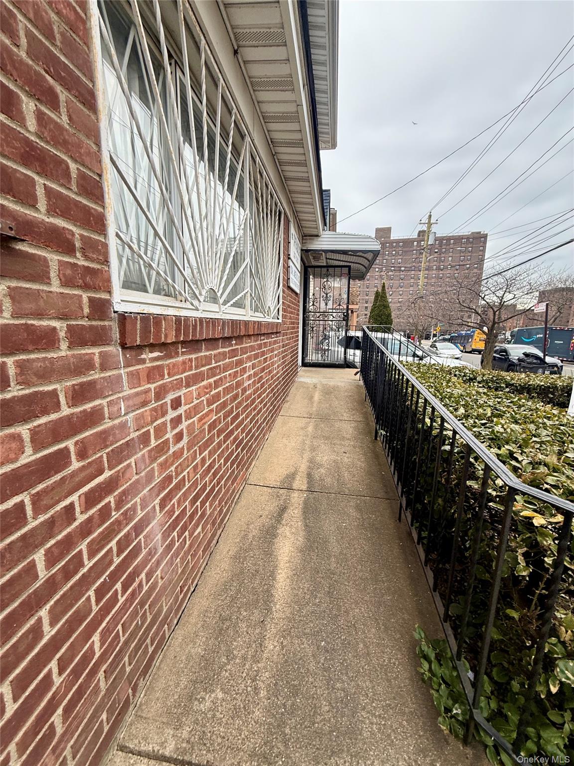 #3 photo, 220 Beach 20th Street, Far Rockaway , NY 11691