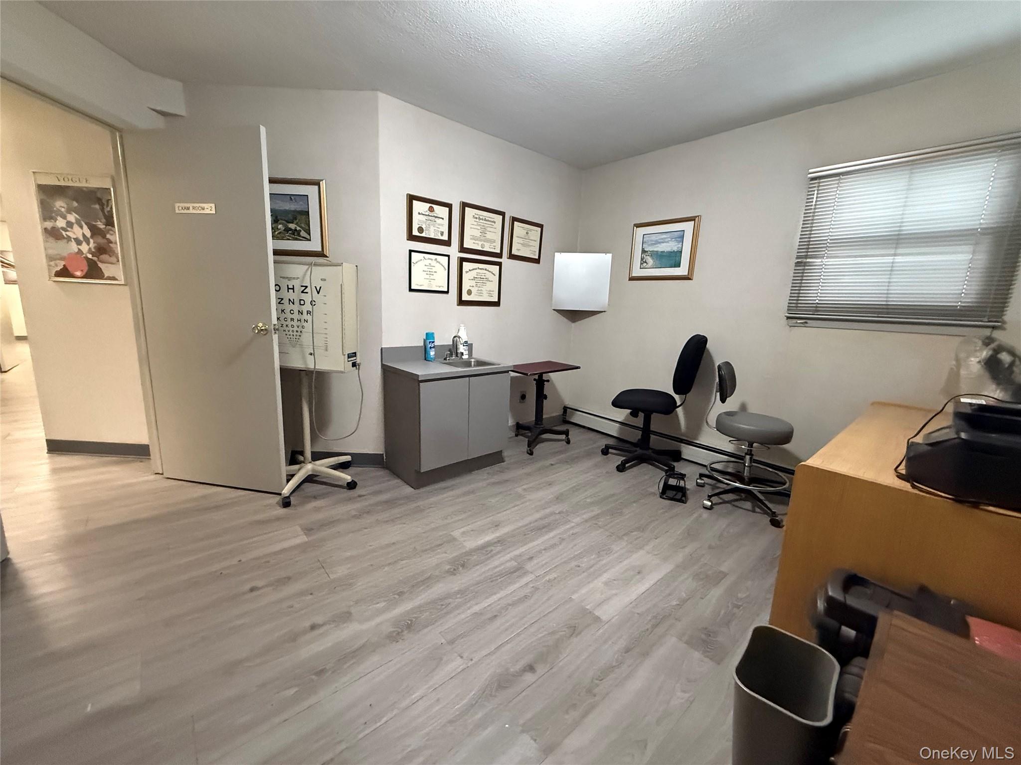 #8 photo, 220 Beach 20th Street, Far Rockaway , NY 11691