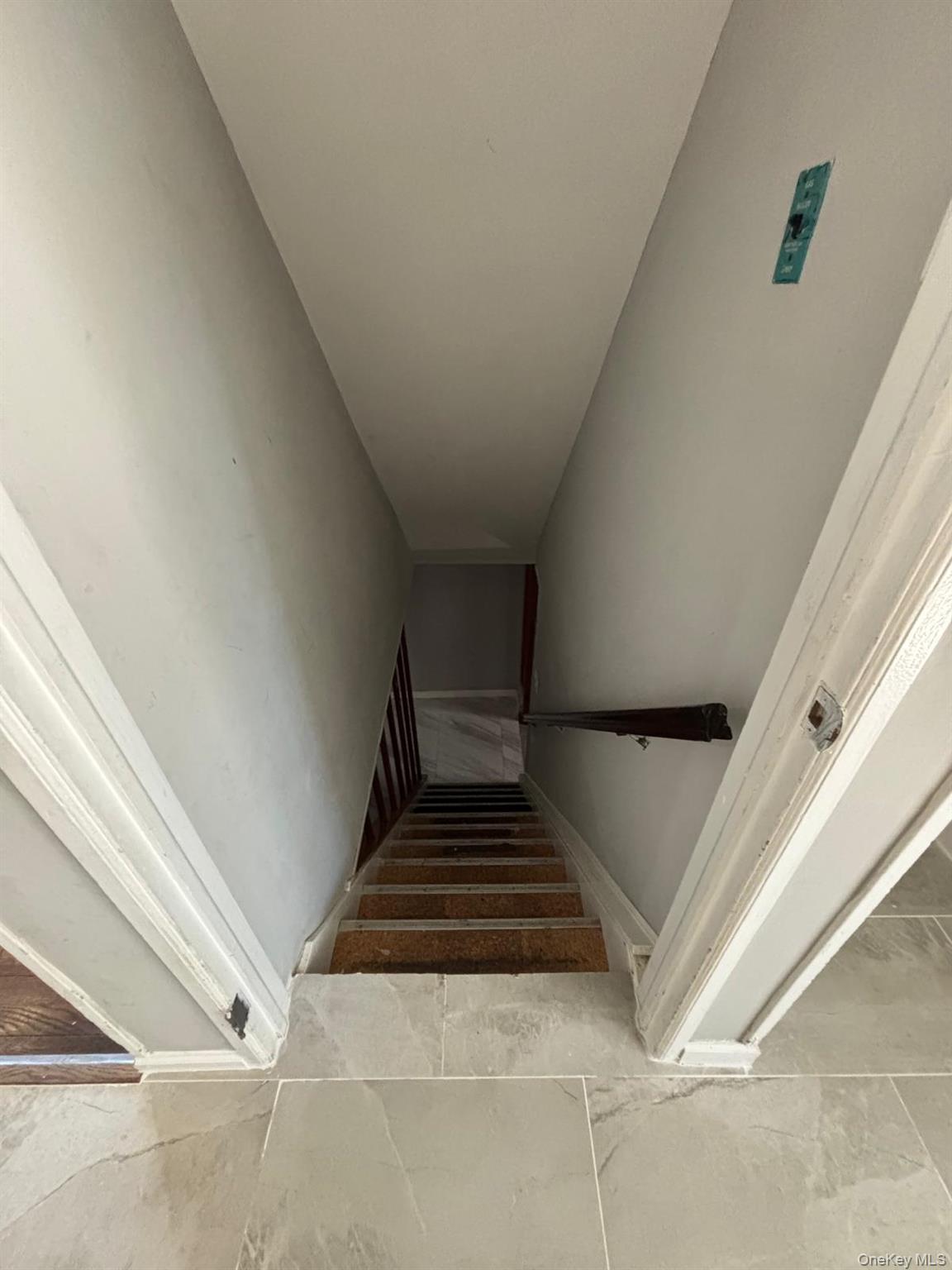 #16 photo, 26 Adams Street, Hicksville , NY 11801