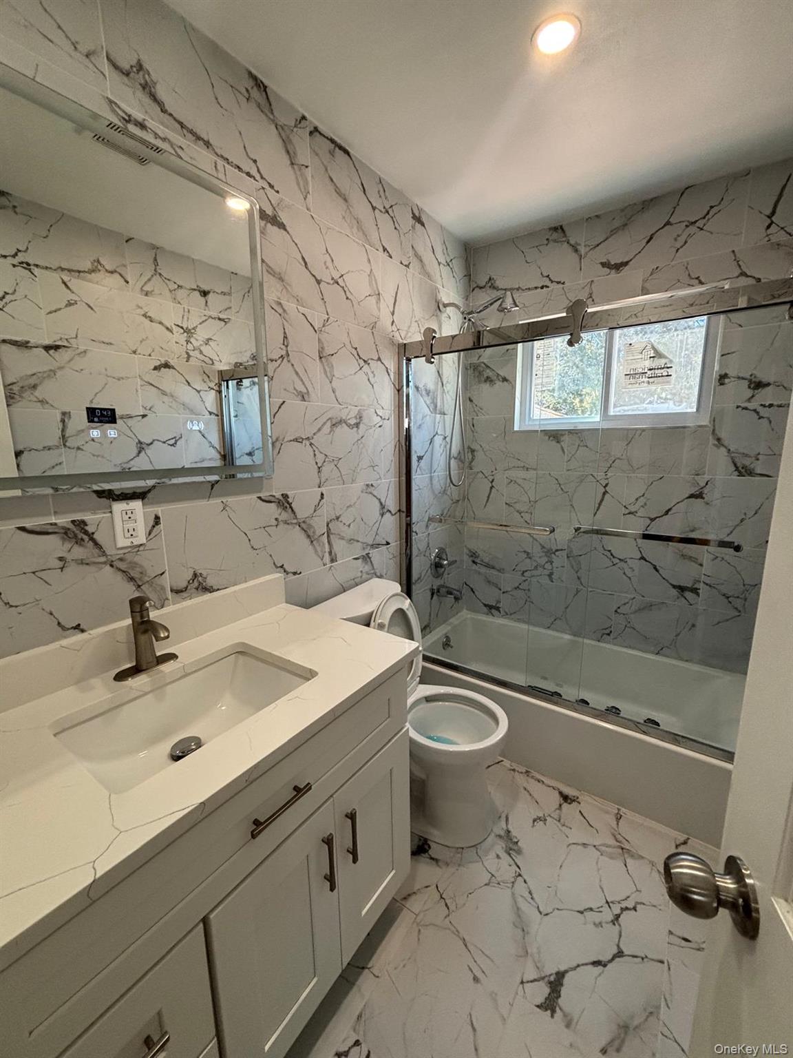 #8 photo, 26 Adams Street, Hicksville , NY 11801