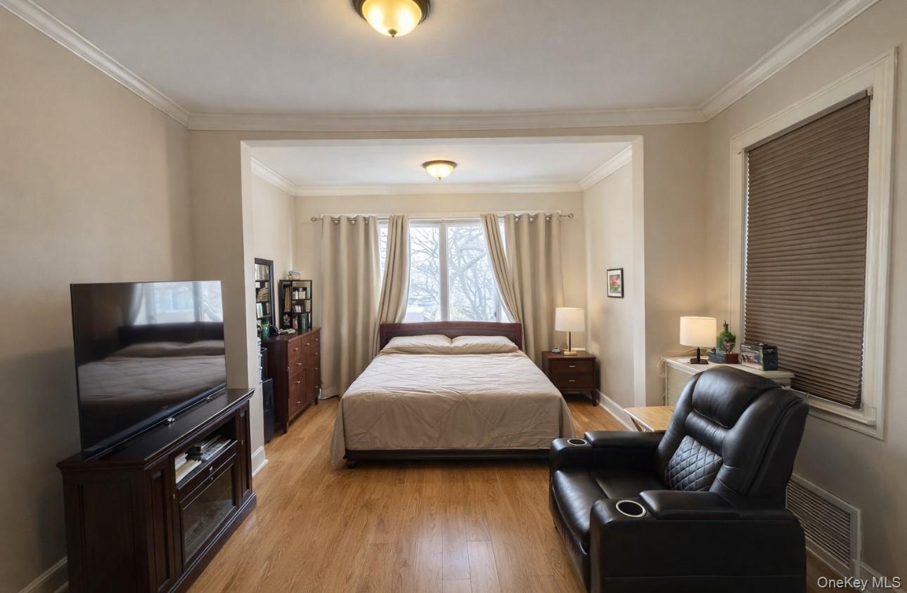 #10 photo, 7027 68th Place, 뉴욕퀸즈 Glendale , NY 11385