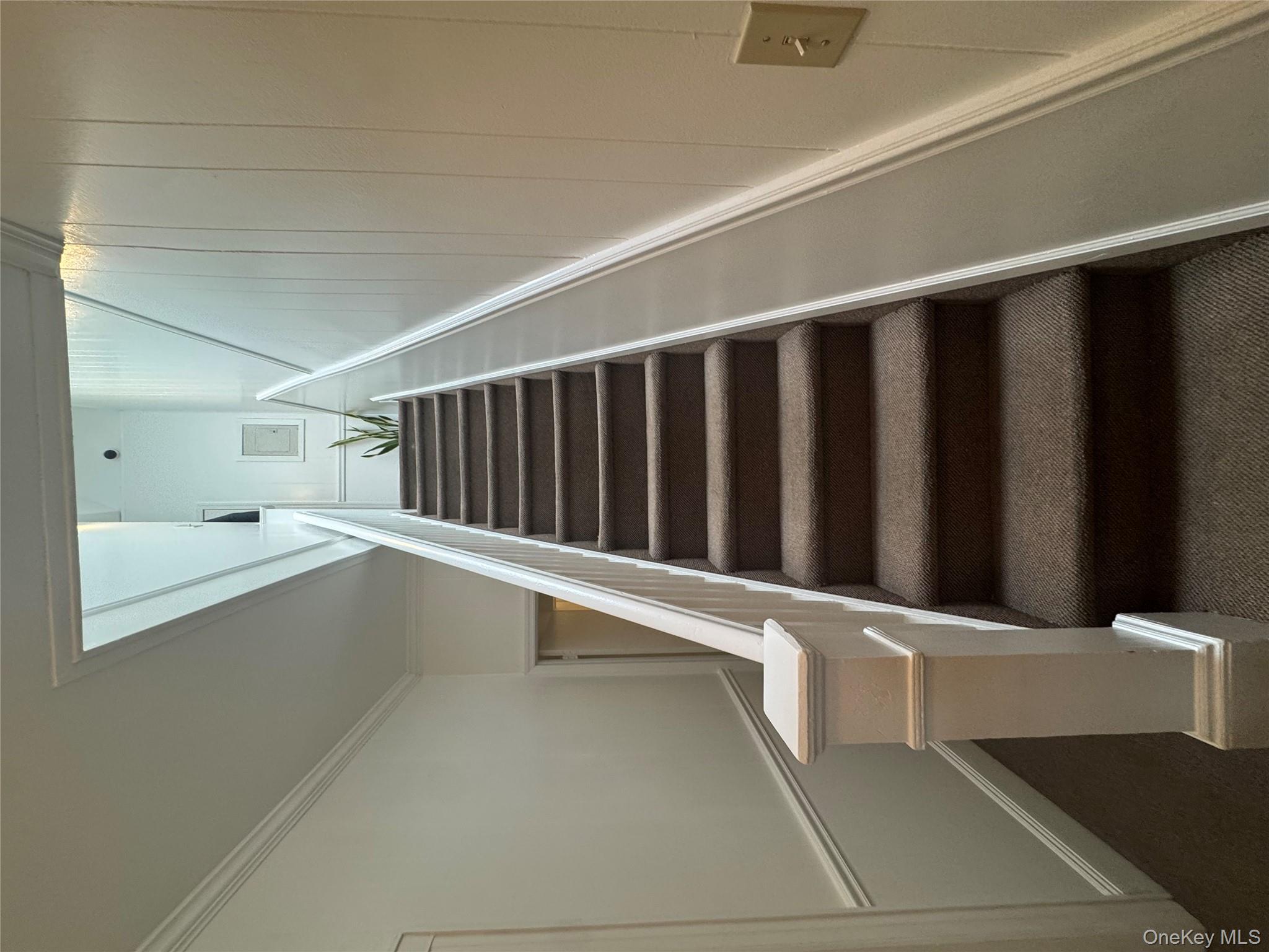 #14 photo, 7027 68th Place, 뉴욕퀸즈 Glendale , NY 11385