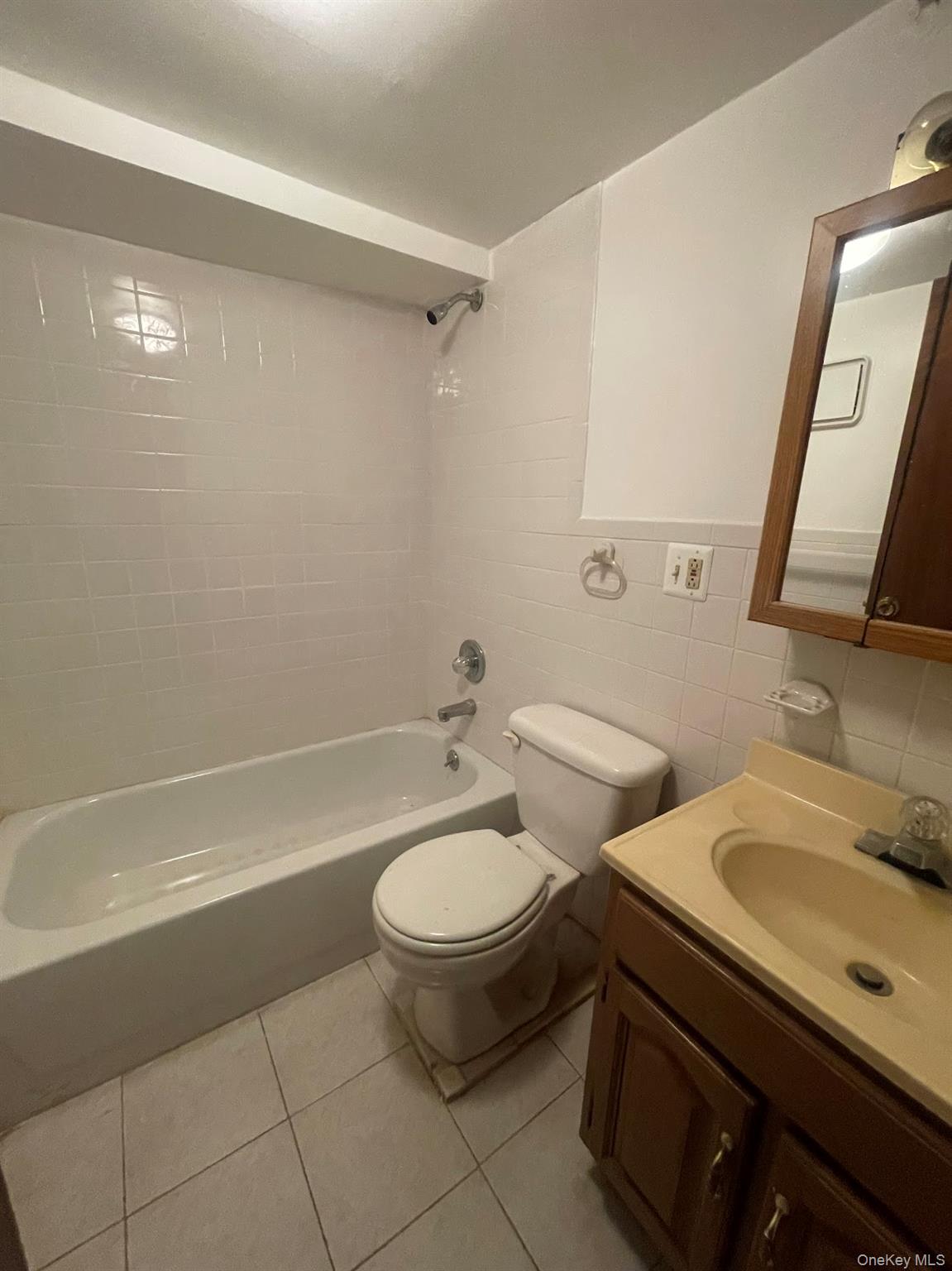 #3 photo, 13022 Springfield Boulevard, Springfield Gardens , NY 11413