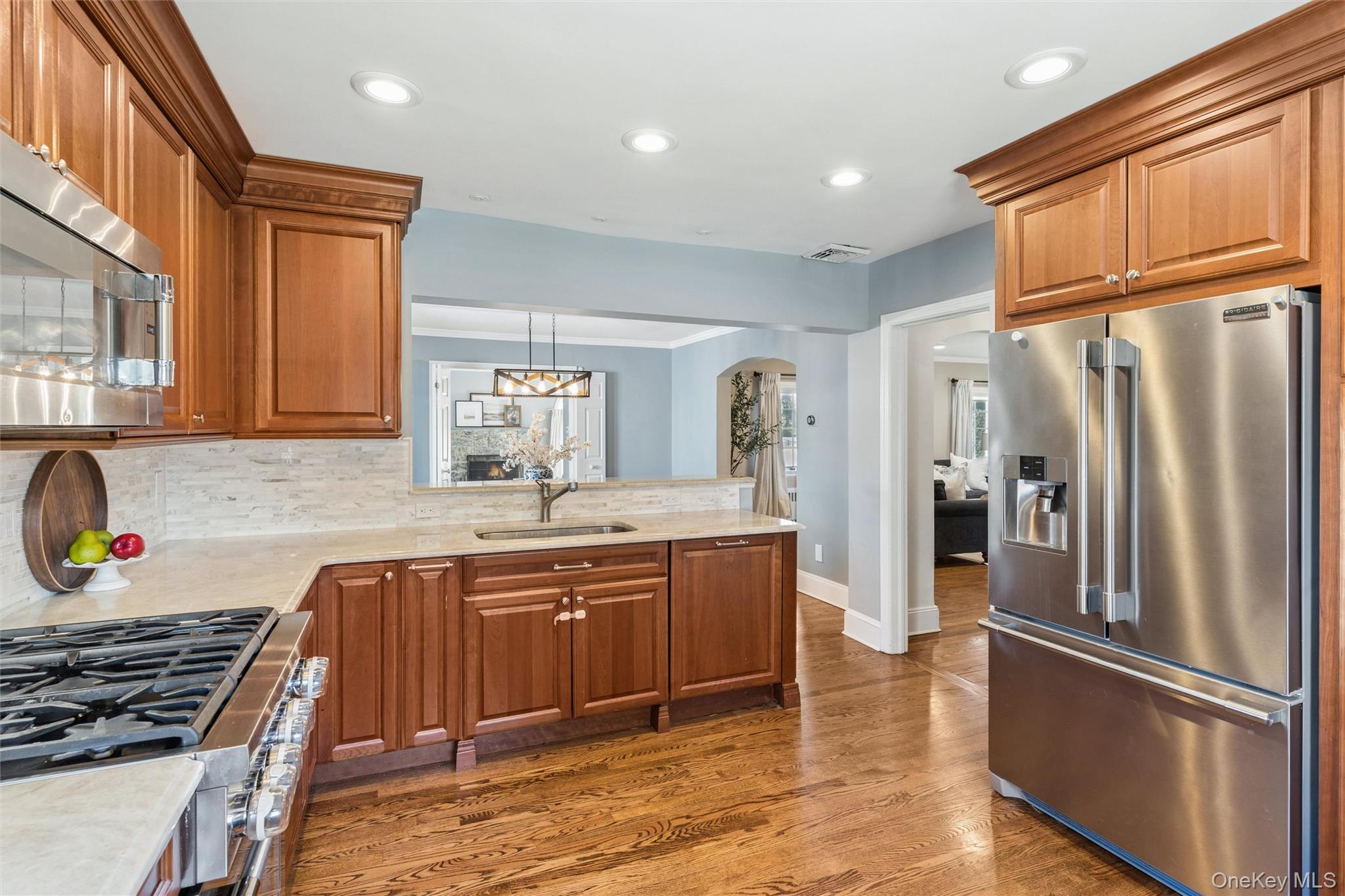 #13 photo, 87 Wyatt Road, 長島 花園城 Garden City , NY 11530