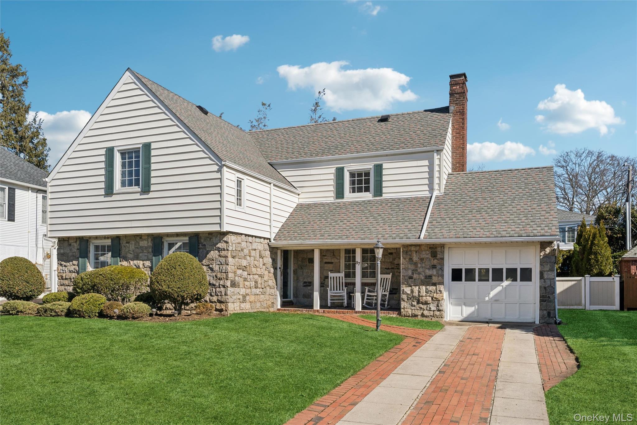 #2 photo, 87 Wyatt Road, 長島 花園城 Garden City , NY 11530