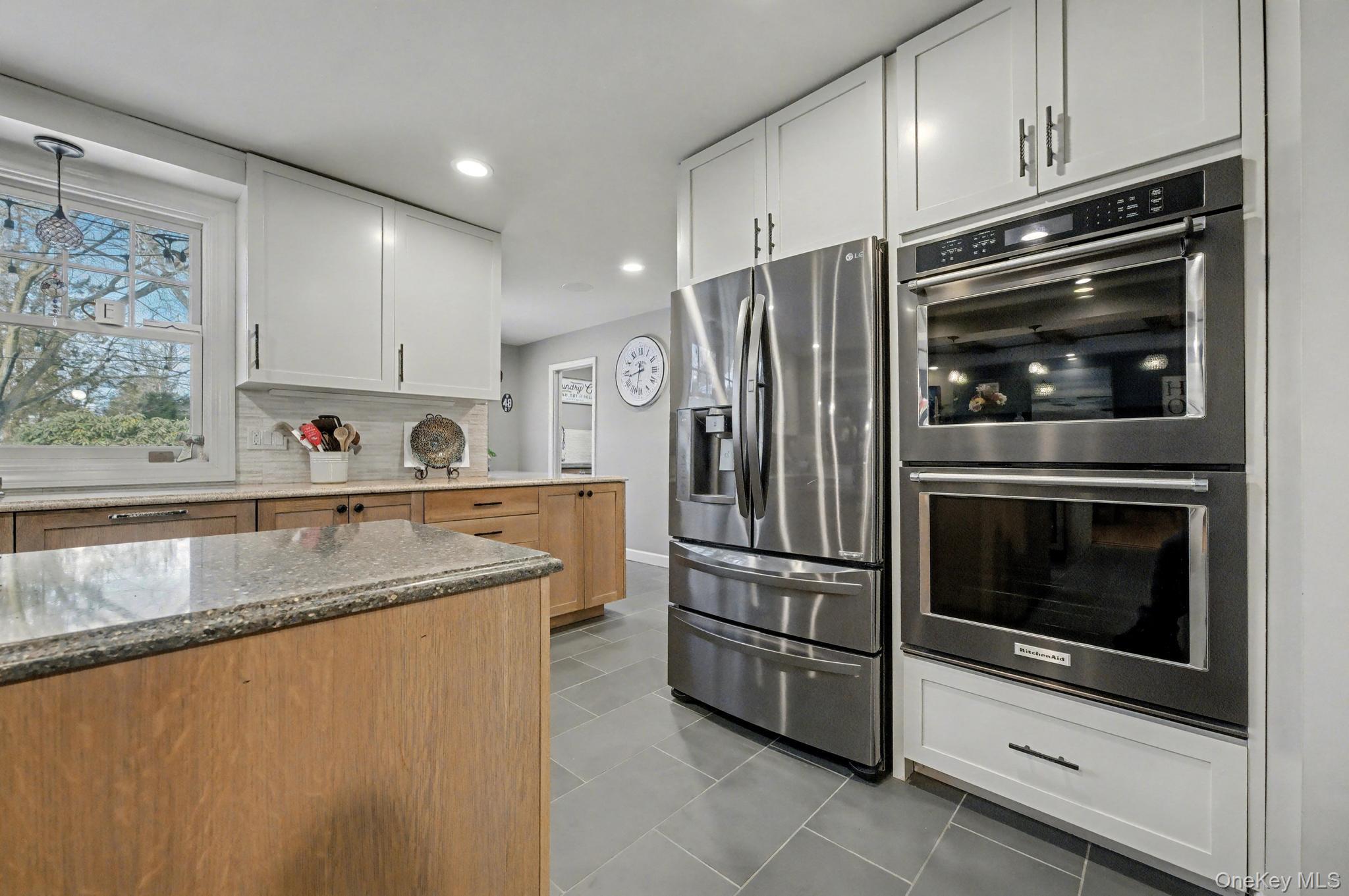 #19 photo, 2 Greg Lane, East Northport , NY 11731