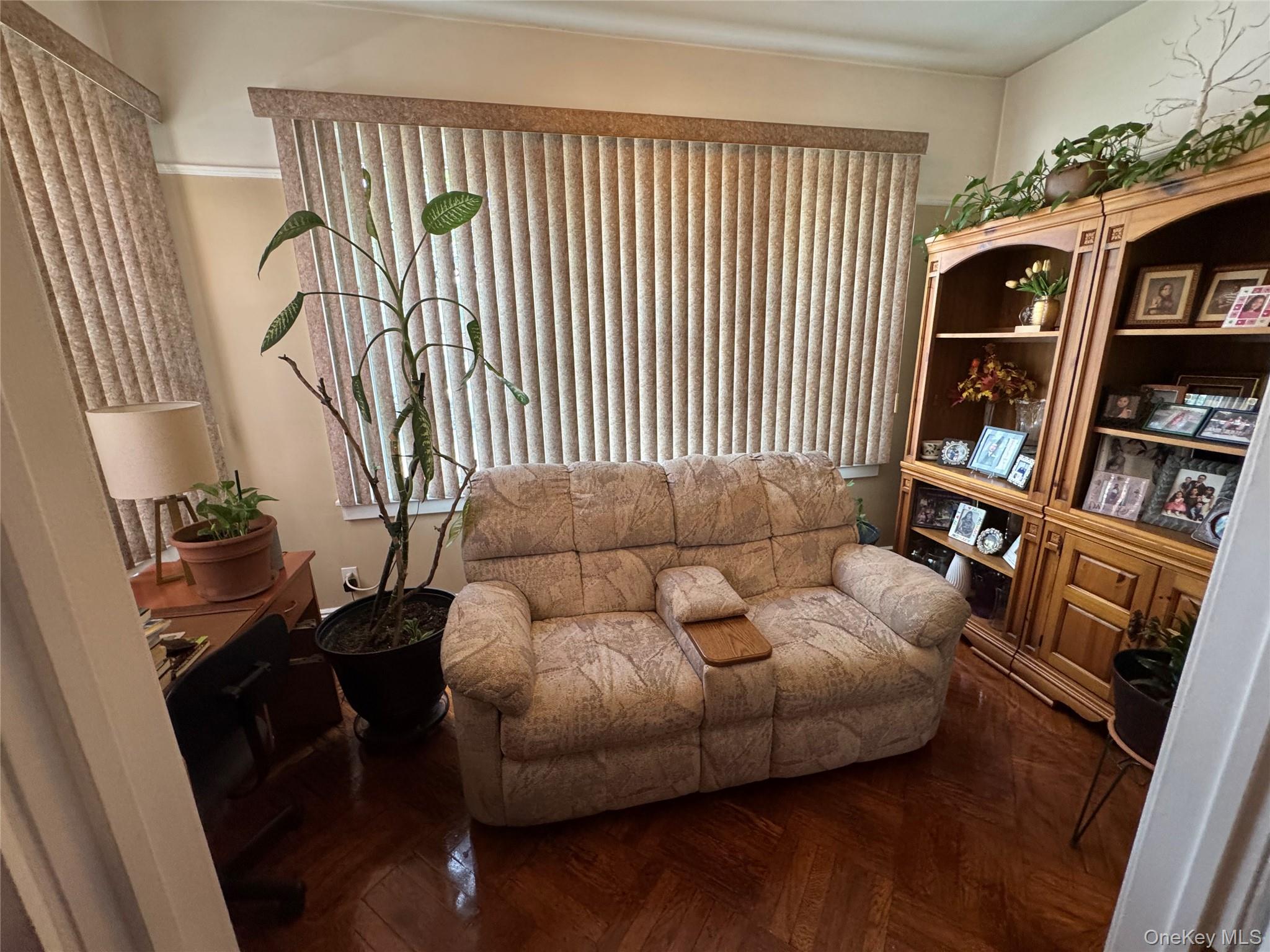 #5 photo, 6922 64th Place, كوينز Ridgewood , NY 11385