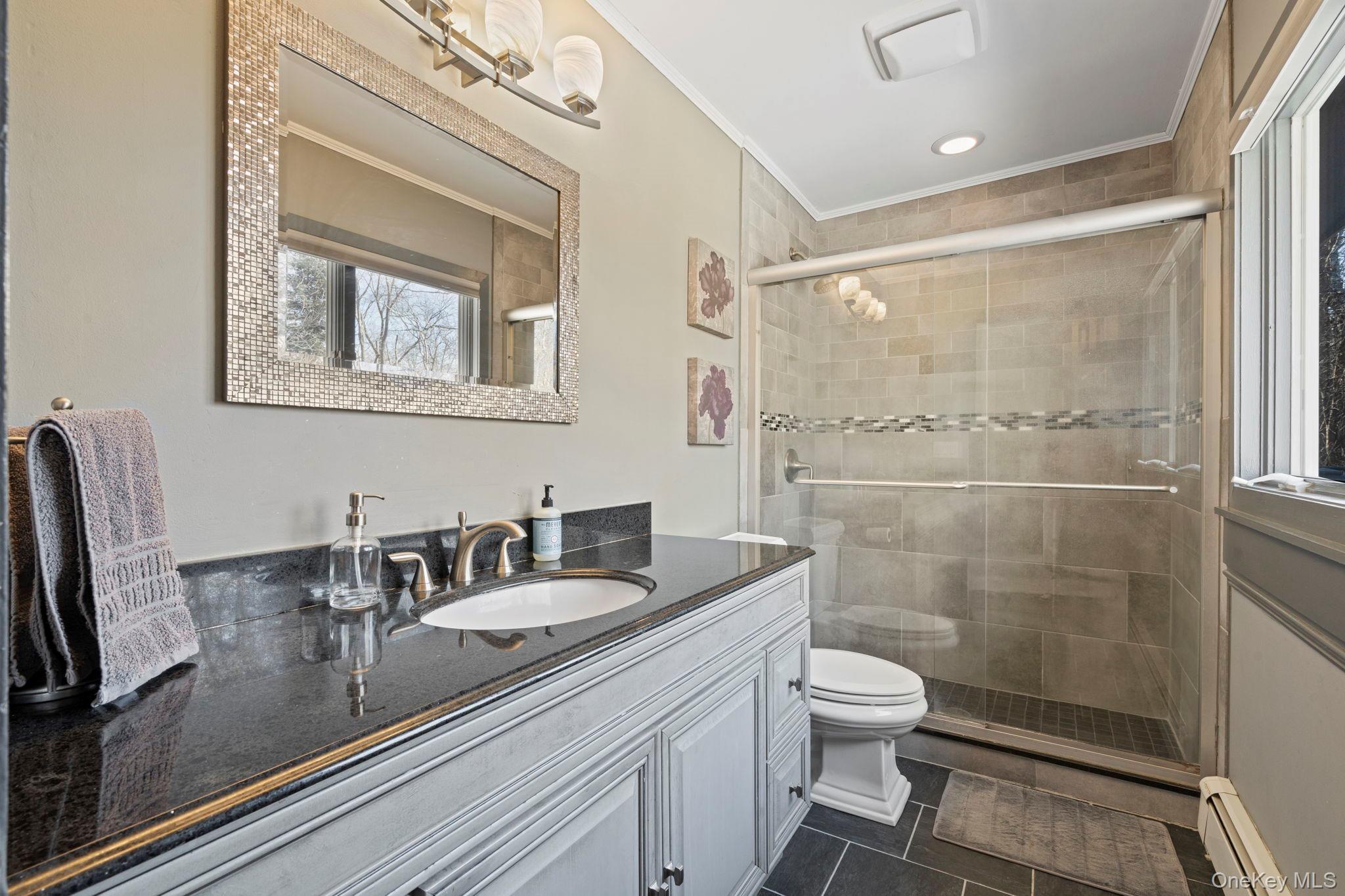 #13 photo, 25 Cliff Road, سوفولك Wading River , NY 11792