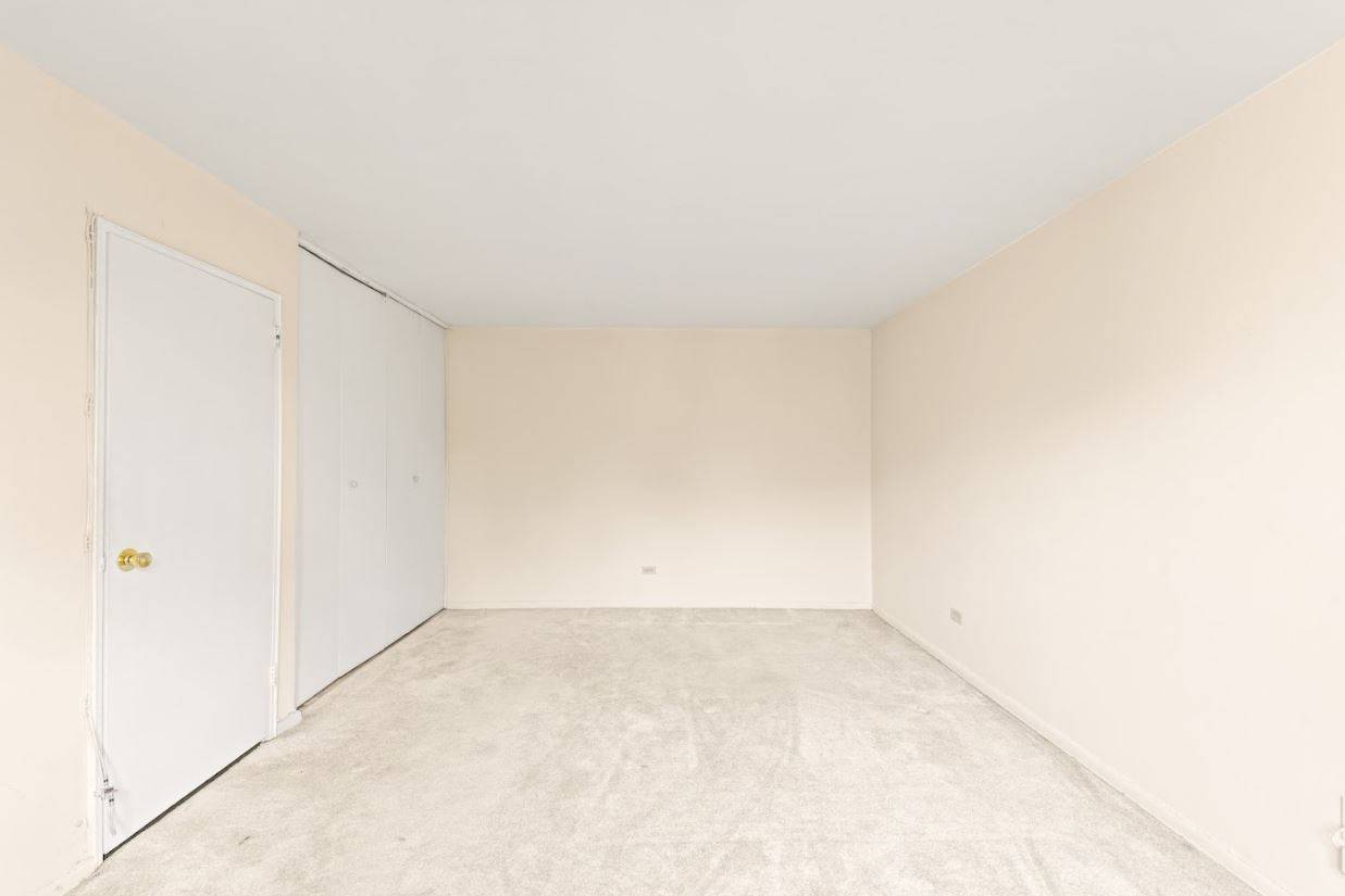 #13 photo, 18-75 Corporal Kennedy Street, #3J, Bayside , NY 11360