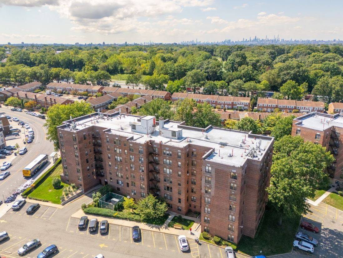 #23 photo, 18-75 Corporal Kennedy Street, #3J, Bayside , NY 11360