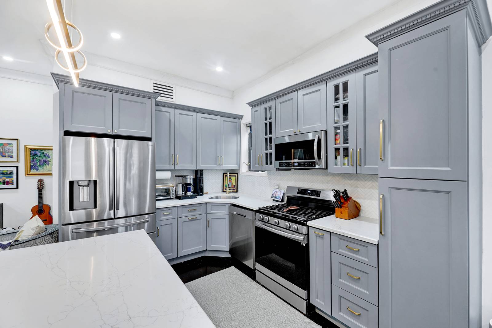 #10 photo, 469 east 40 street, Little Caribbean , NY 11203