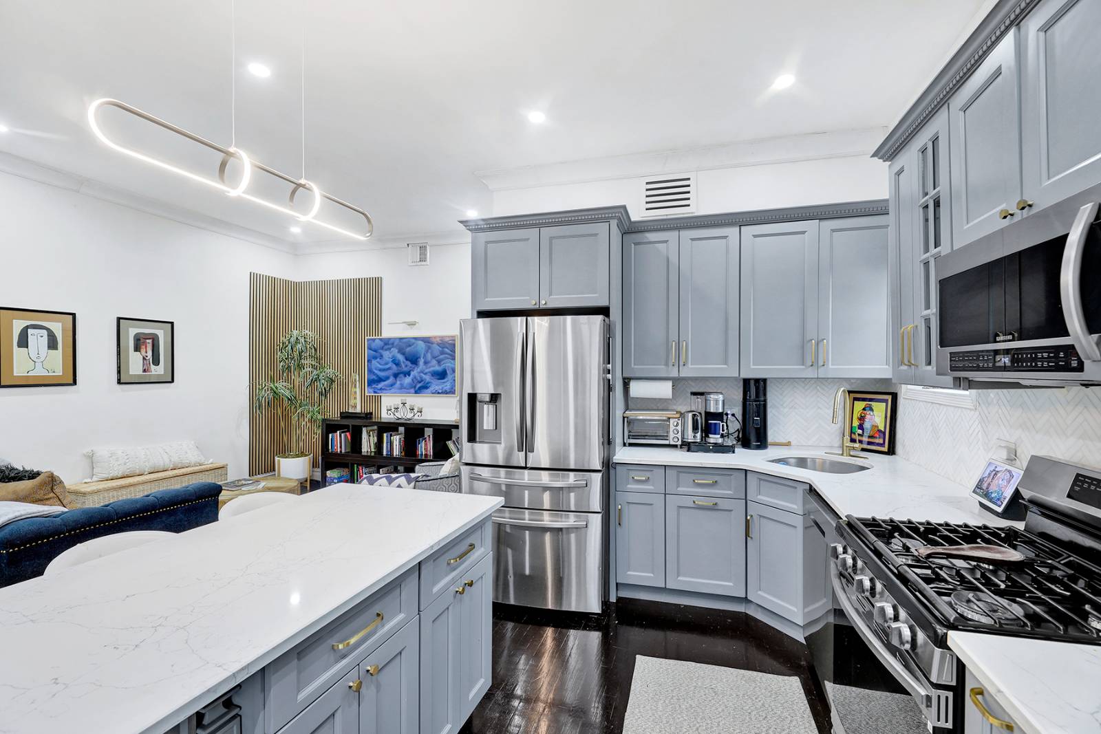 #11 photo, 469 east 40 street, Little Caribbean , NY 11203