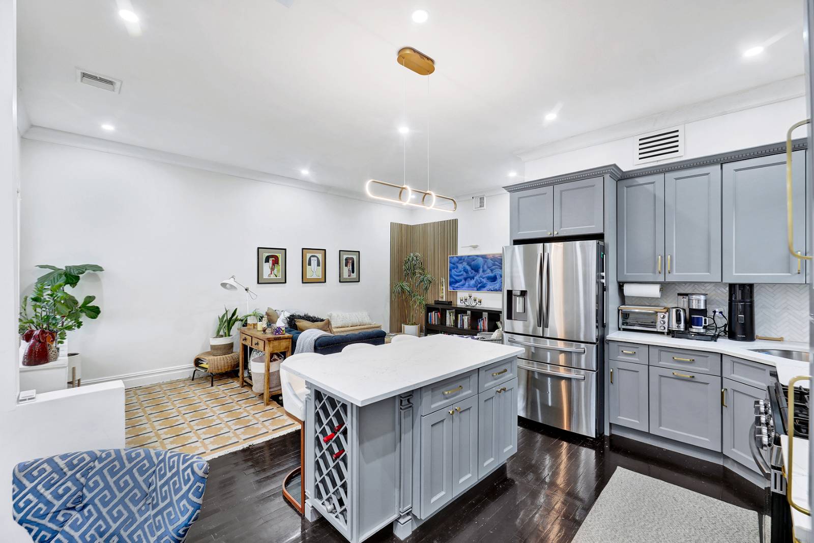 #12 photo, 469 east 40 street, Little Caribbean , NY 11203