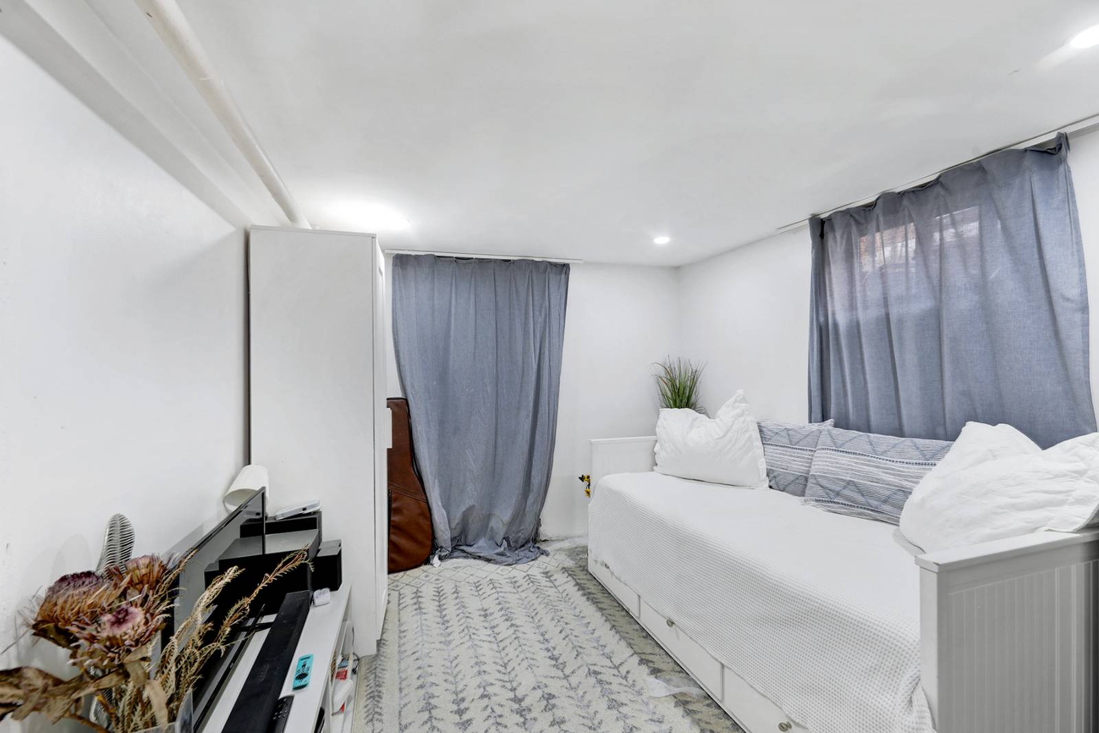 #17 photo, 469 east 40 street, Little Caribbean , NY 11203