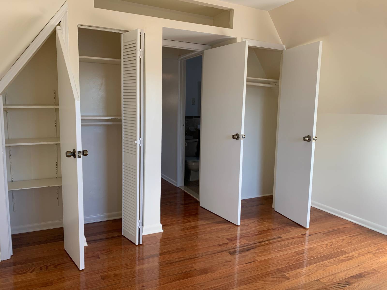 #9 photo, 146th Street & 34th Ave, 法拉盛 Flushing , NY 11354