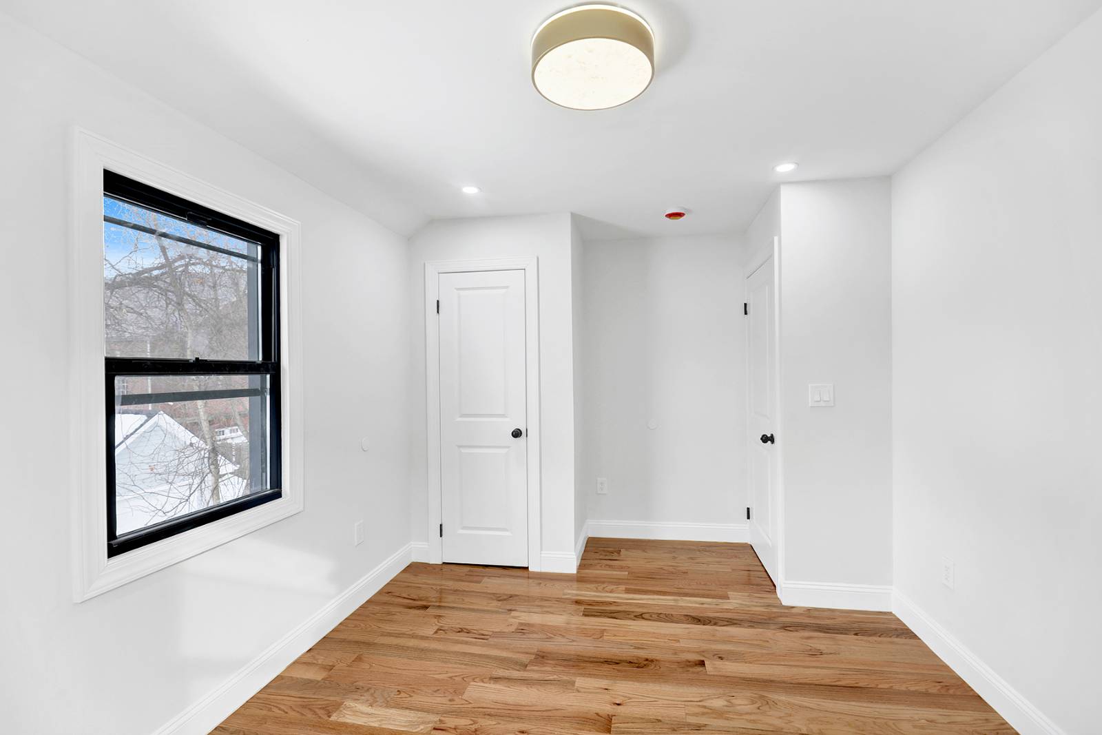 #18 photo, 109-28 212 street, Queens Village , NY 11429