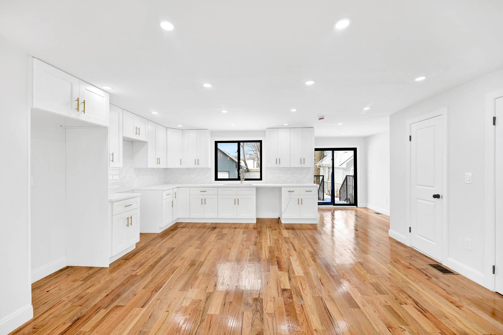 #25 photo, 109-28 212 street, Queens Village , NY 11429