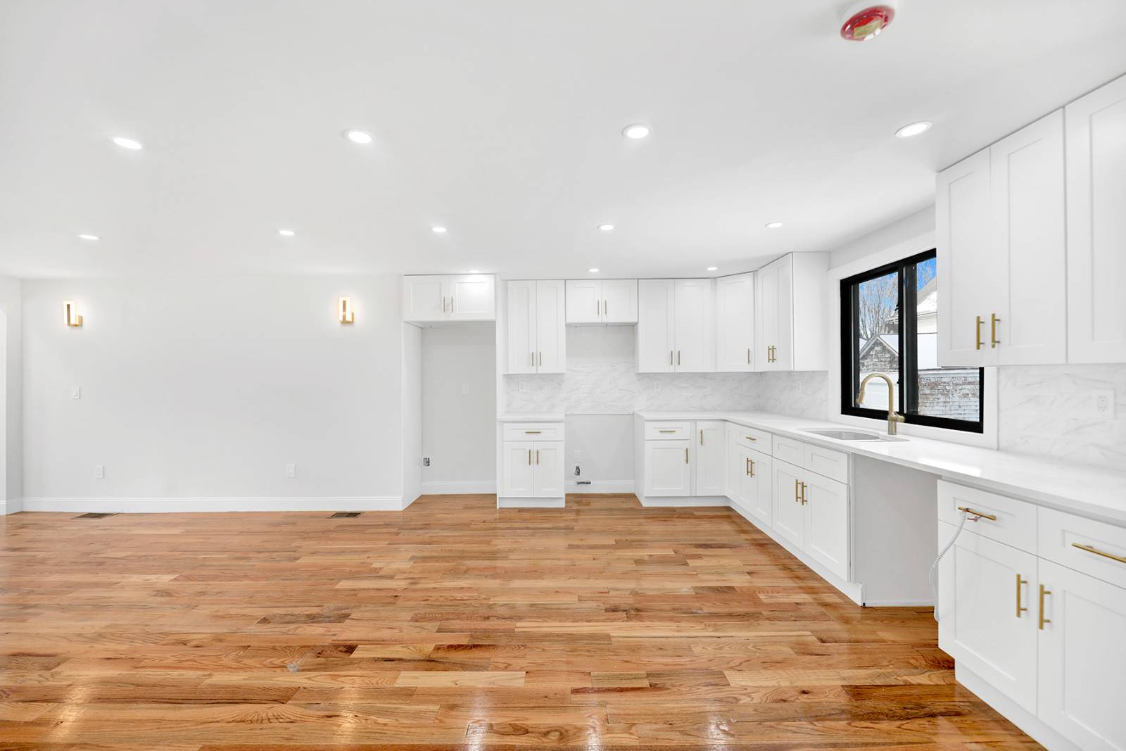 #27 photo, 109-28 212 street, Queens Village , NY 11429