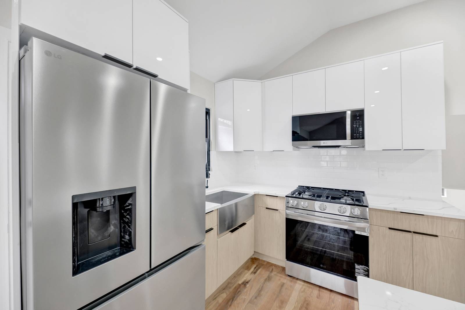 #7 photo, 1242 east 100 street, Canarsie , NY 11236