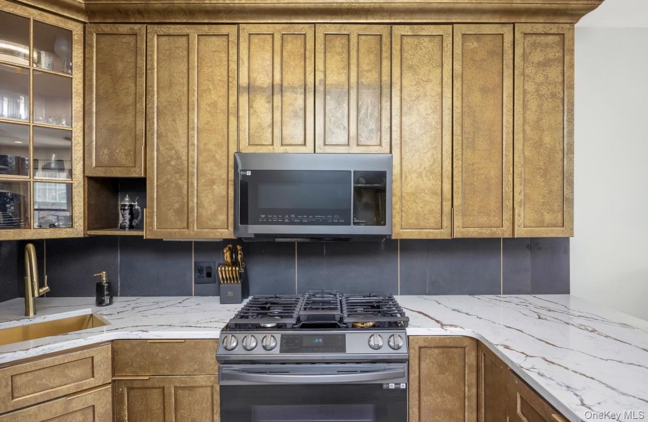 #14 photo, 1155 Welling Court, 뉴욕퀸즈 Astoria , NY 11102