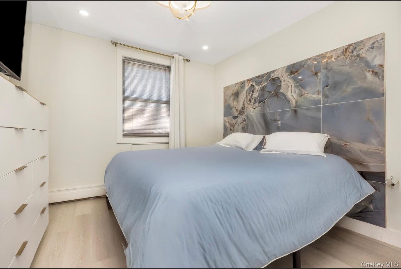 #17 photo, 1155 Welling Court, 뉴욕퀸즈 Astoria , NY 11102