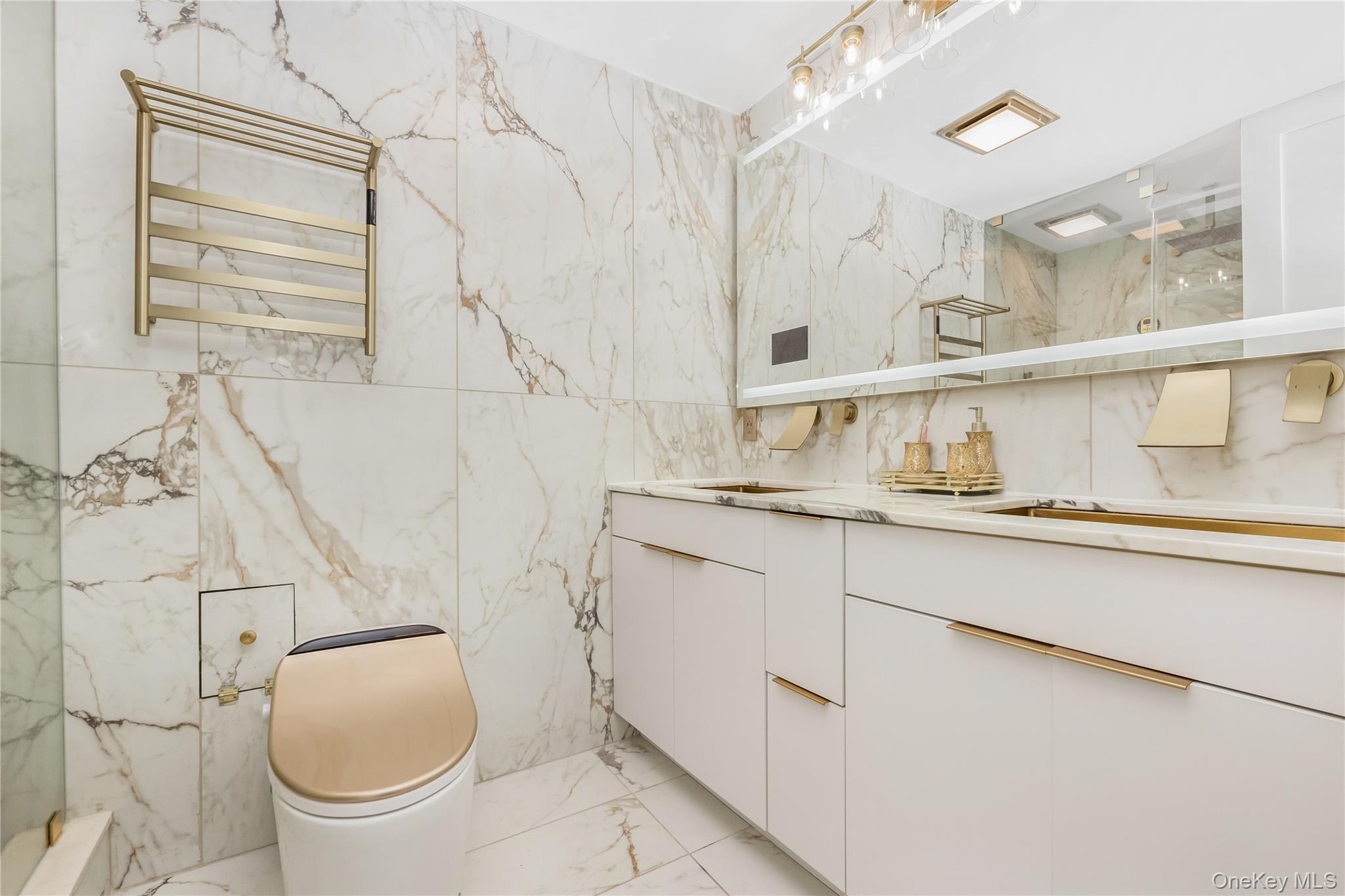 #19 photo, 1155 Welling Court, 뉴욕퀸즈 Astoria , NY 11102