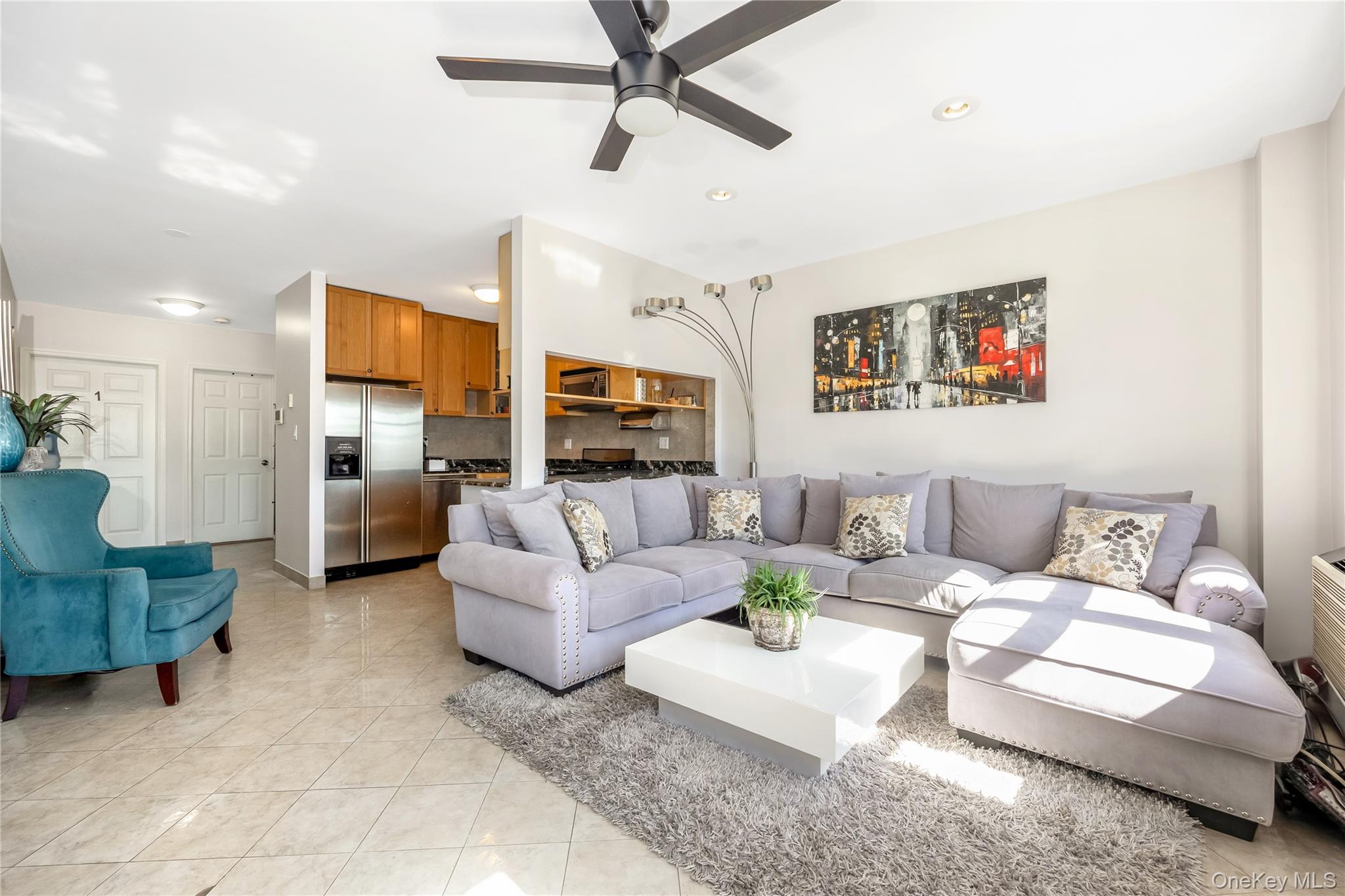 #3 photo, 1155 Welling Court, 뉴욕퀸즈 Astoria , NY 11102