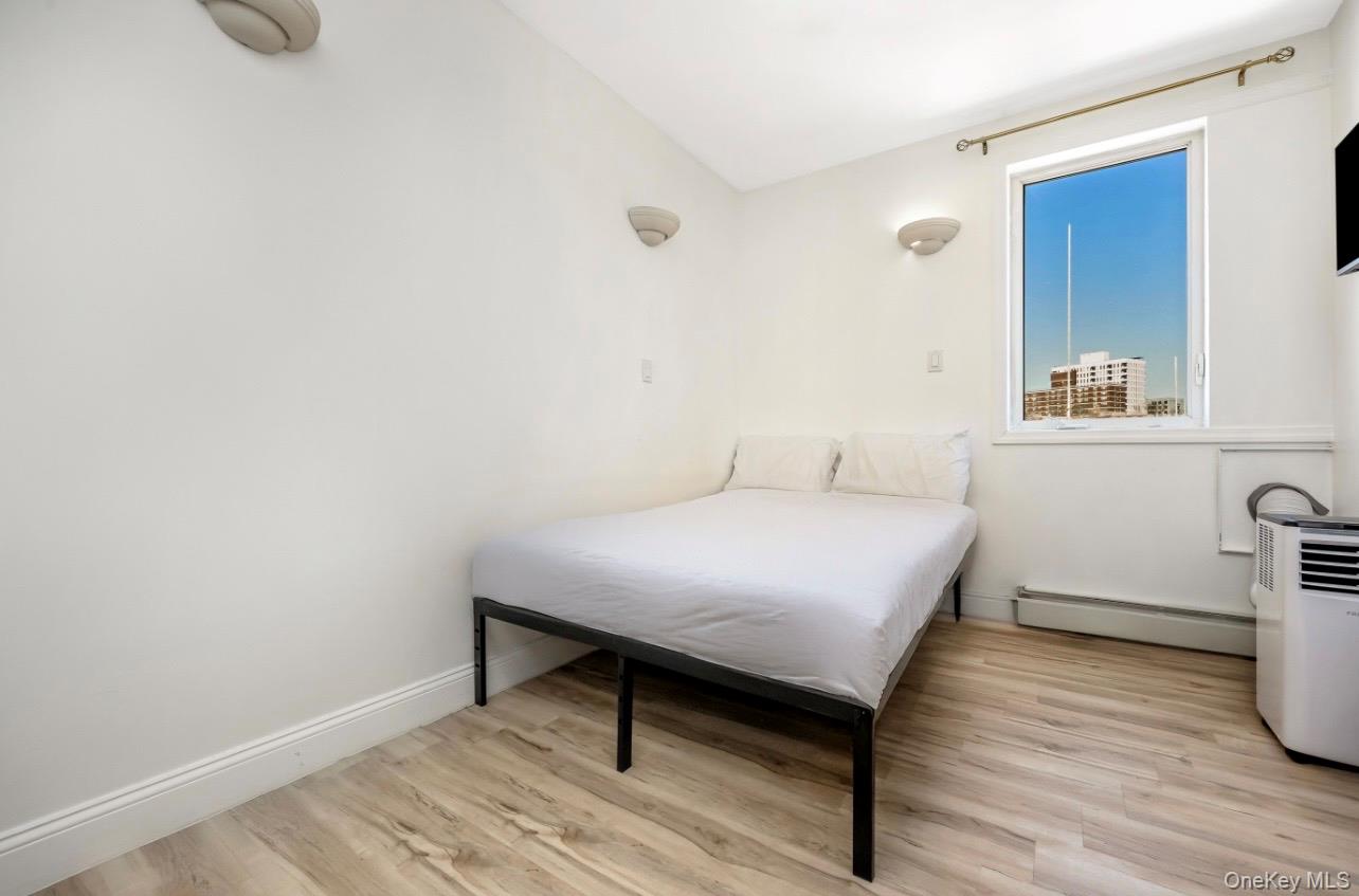 #9 photo, 1155 Welling Court, 뉴욕퀸즈 Astoria , NY 11102