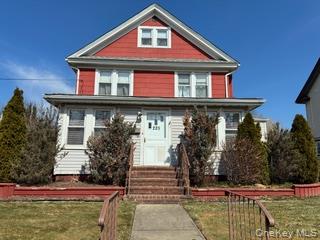 #1 photo, 225 Maple Avenue, Rockville Centre , NY 11570