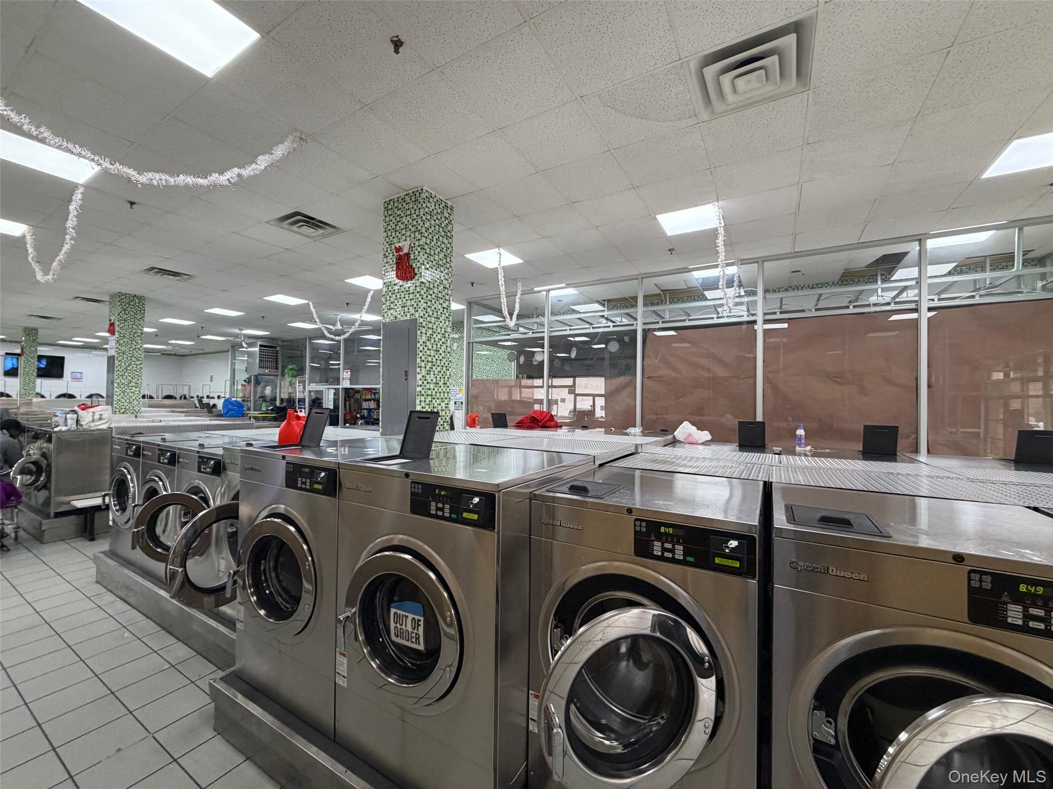 #8 photo, 2232 Pitkin Avenue, Бруклин ‖ Brooklyn , NY 11207