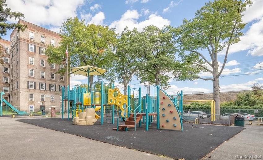 #11 photo, 3069 HOBART Street, Woodside , NY 11377