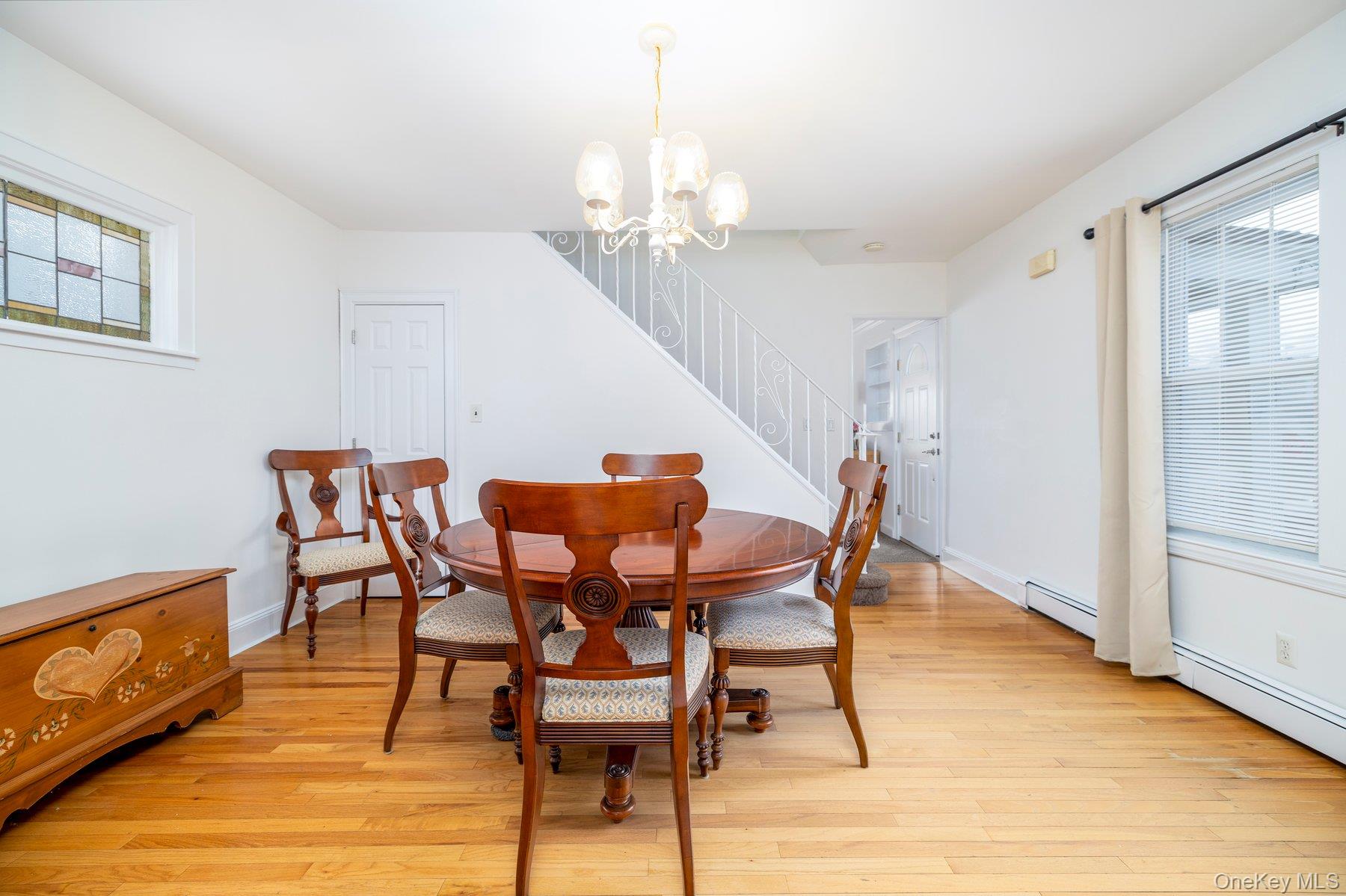 #12 photo, 77 Lawson Avenue, מחוז נסאו East Rockaway , NY 11518