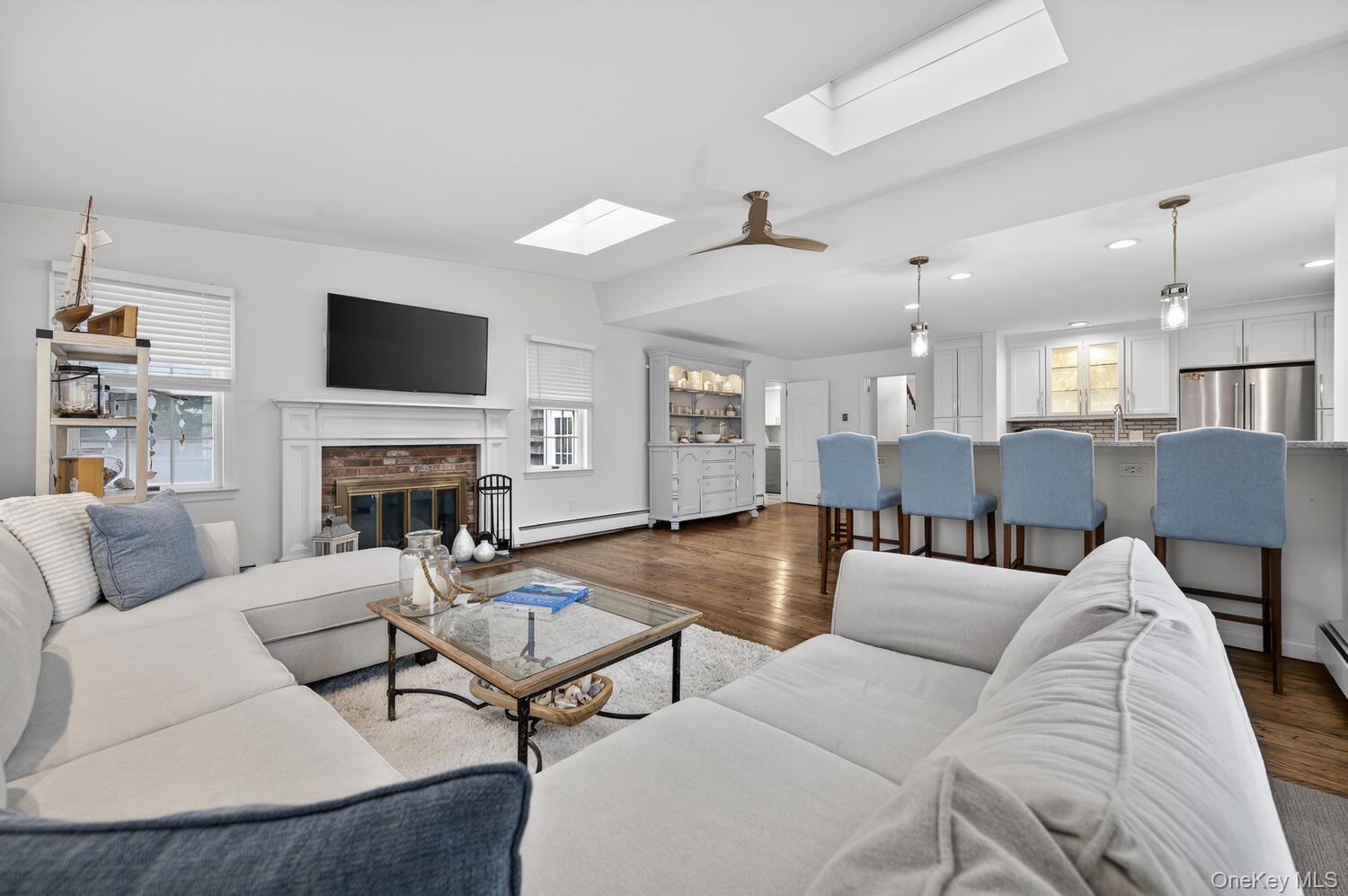 #16 photo, 4 Colonial Court, سوفولك Bay Shore , NY 11706