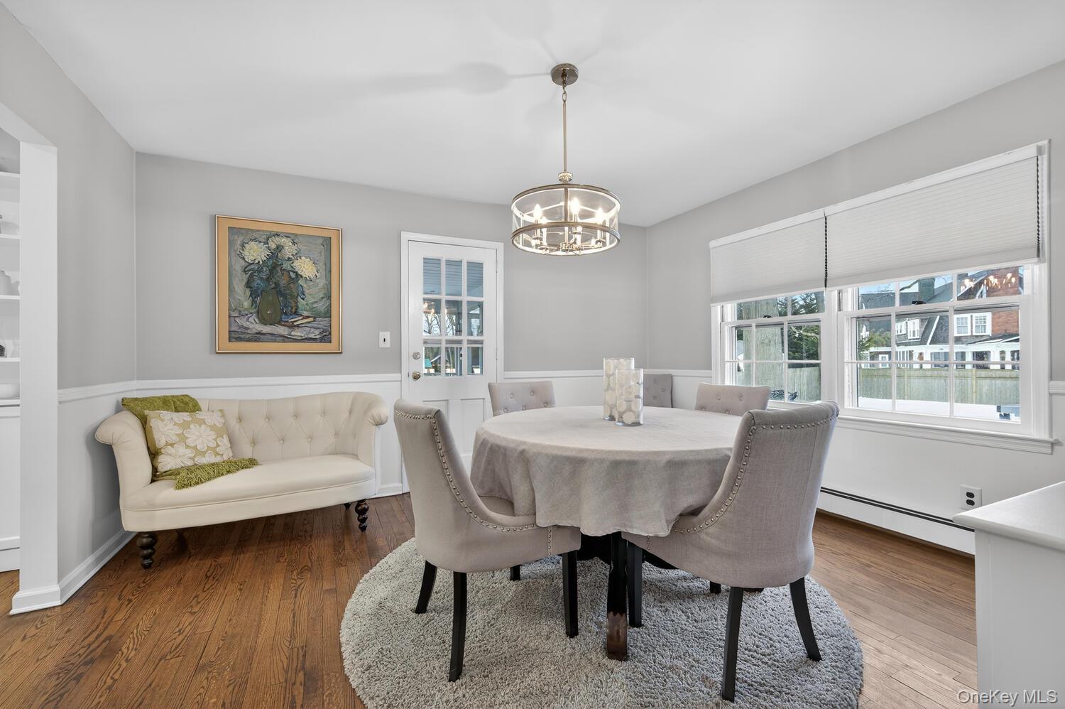 #8 photo, 4 Colonial Court, سوفولك Bay Shore , NY 11706